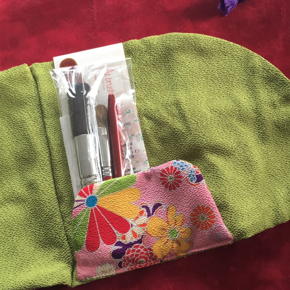 Kumano brushes lip face eye 👁 w/ kimono 👘 case
